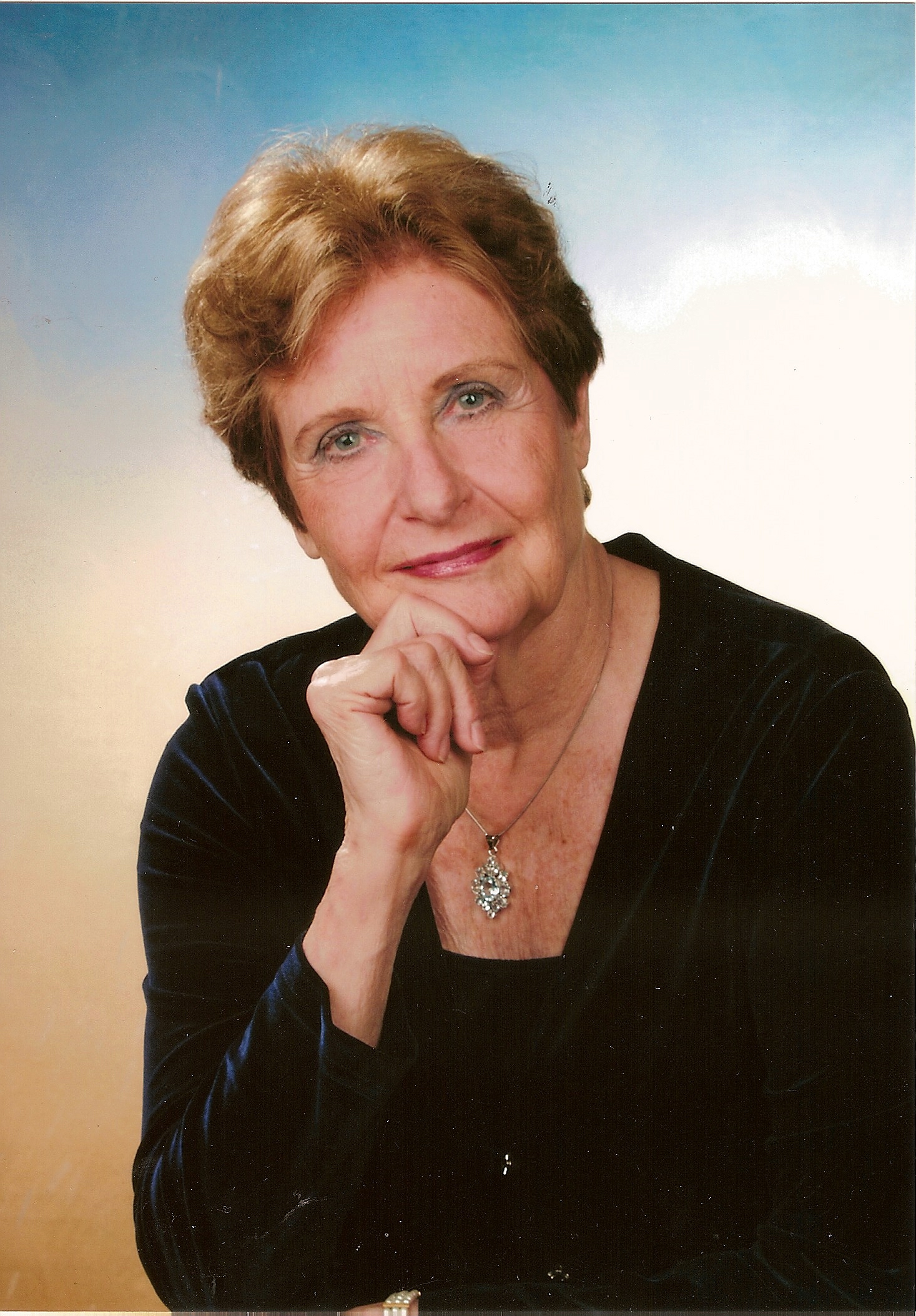 Nancy Van de Vate
